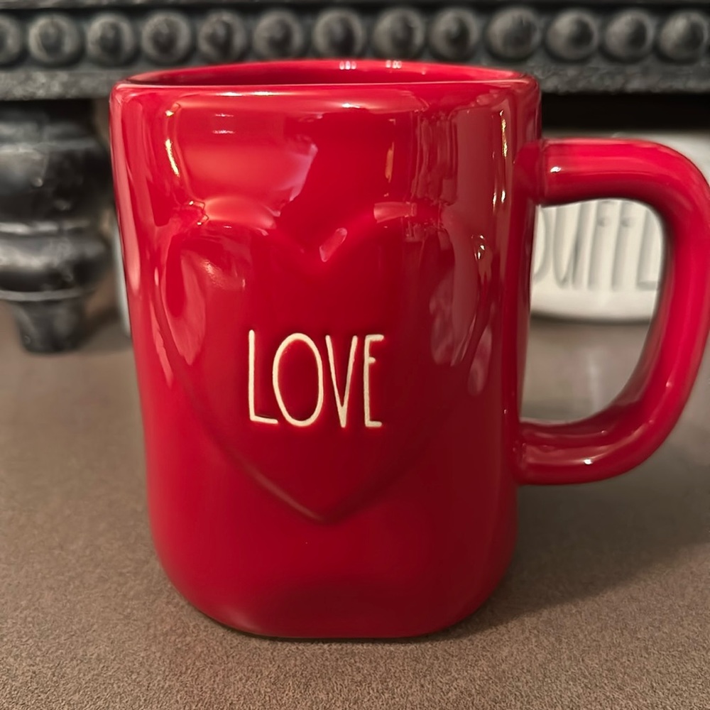 Rae Dunn LOVE ❤️ mug. NWT